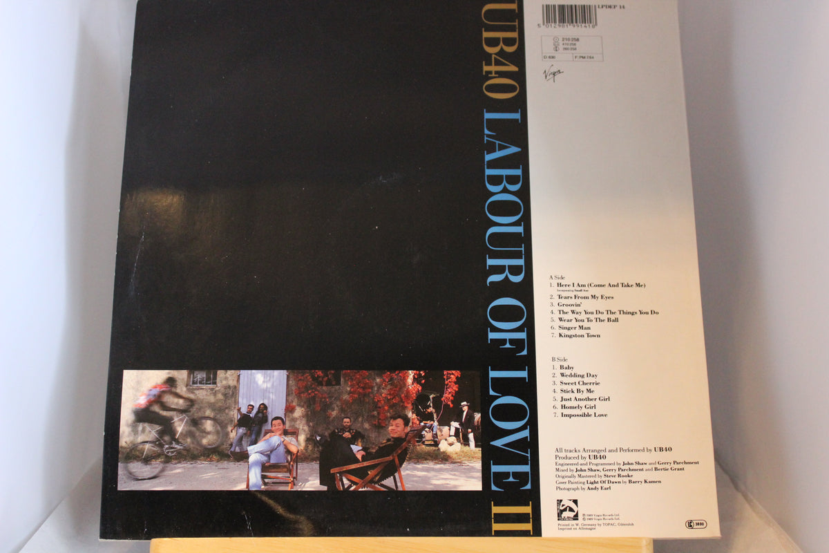 Ub 40 La bour of love 2 lp-levy