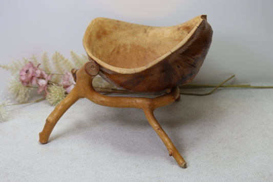 Pahkakuppi jaloilla