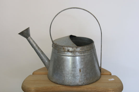 Sinkki kastelukannu