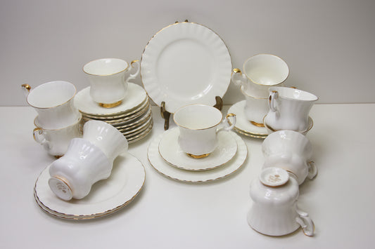 Royal Albert Val D´or Kahviastiasto Englanti