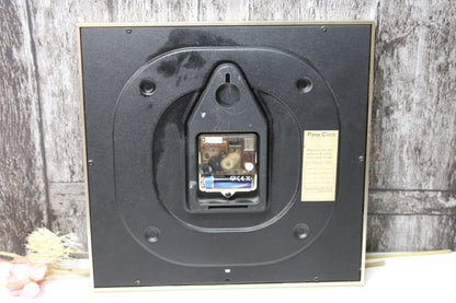 Panaclock Seinäkello