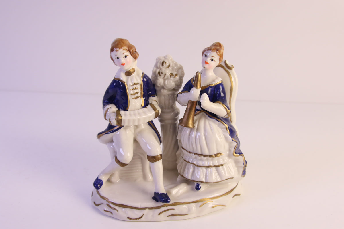 Figuuri Istuva pariskunta