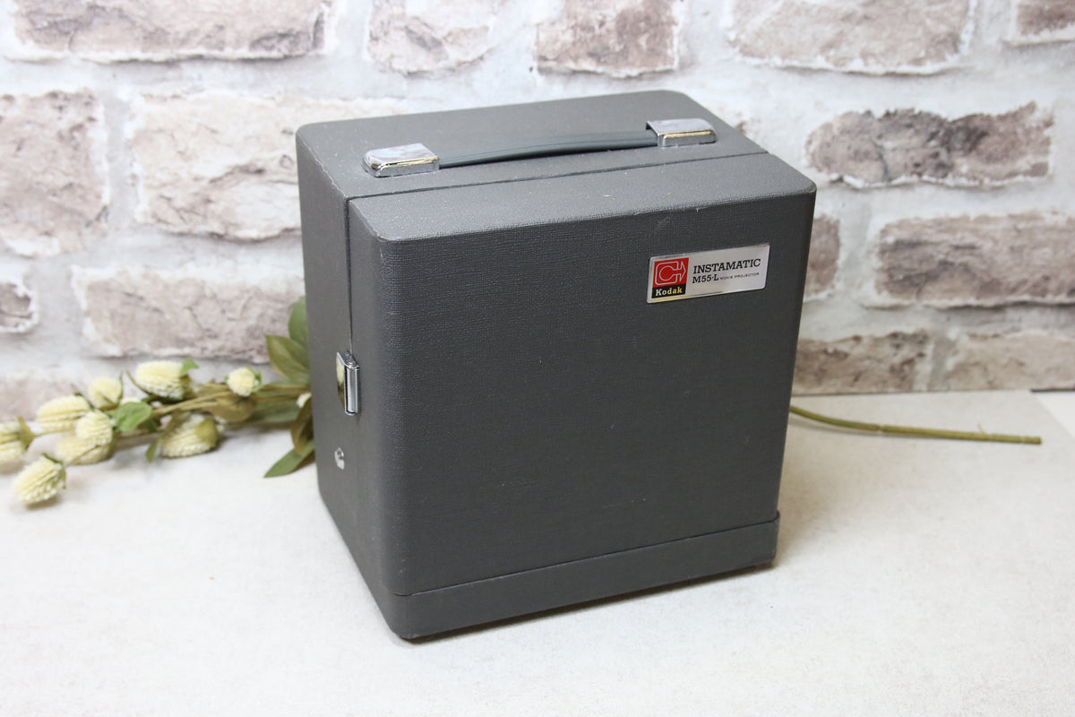 Kodak instamatic  M-55-L super 8 elokuvaprojektori