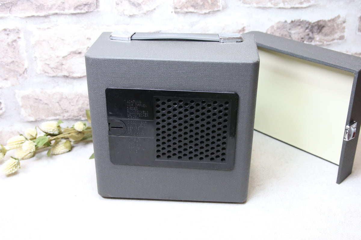 Kodak instamatic  M-55-L super 8 elokuvaprojektori