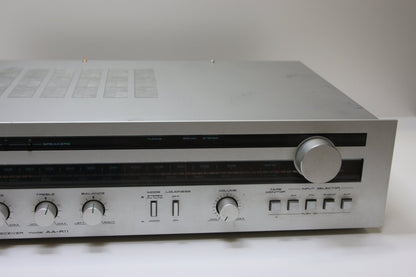 Akai AA - R 11 Viritinvahvistin - Asadon AarteetVahvistimet