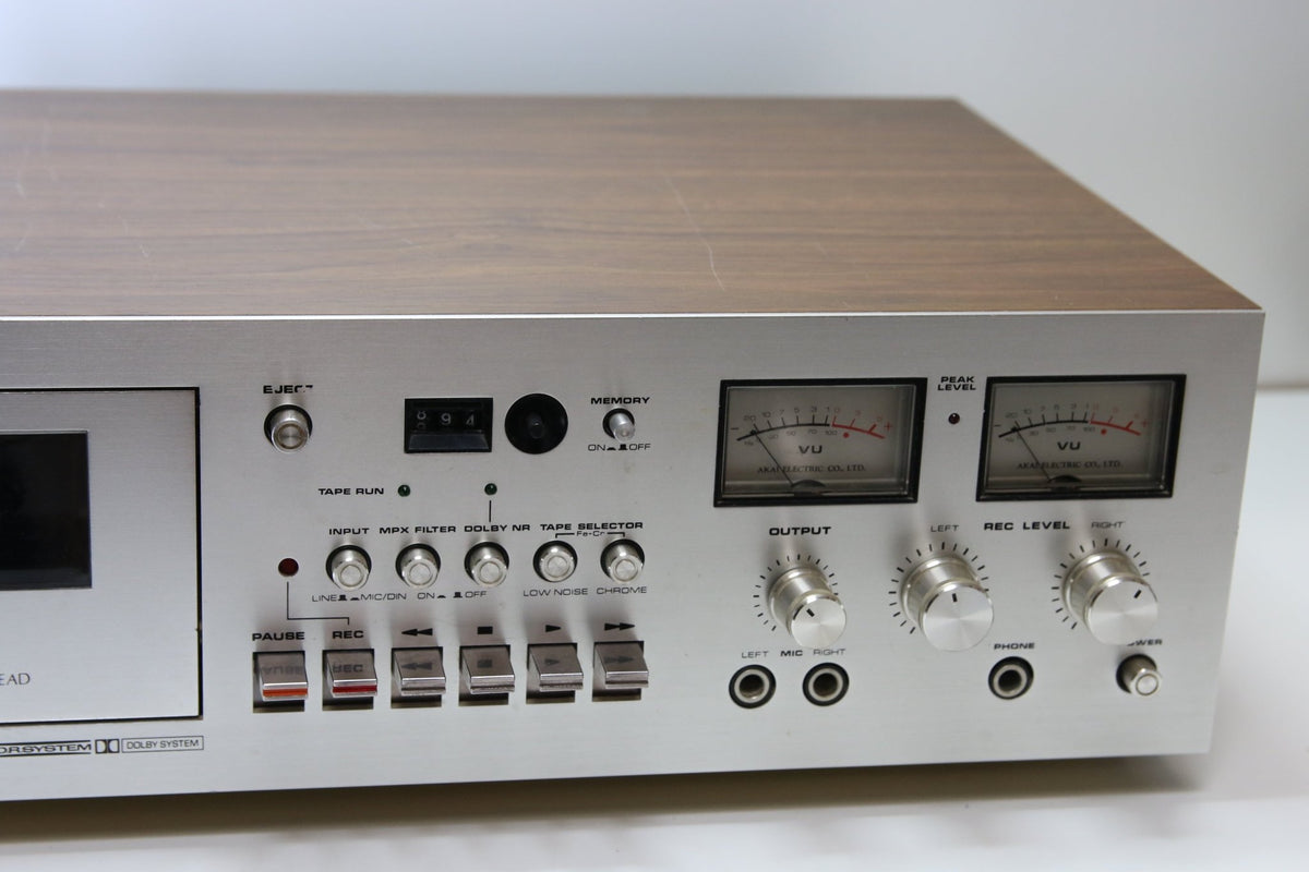 Akai GXC - 710 D Kasettidekki - Asadon AarteetDekit