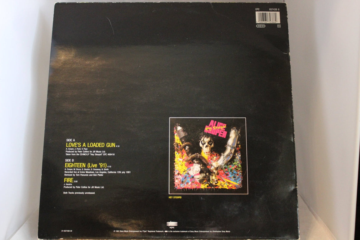 Alice Cooper Loves a loaded gun 12 single - Asadon AarteetSinglet