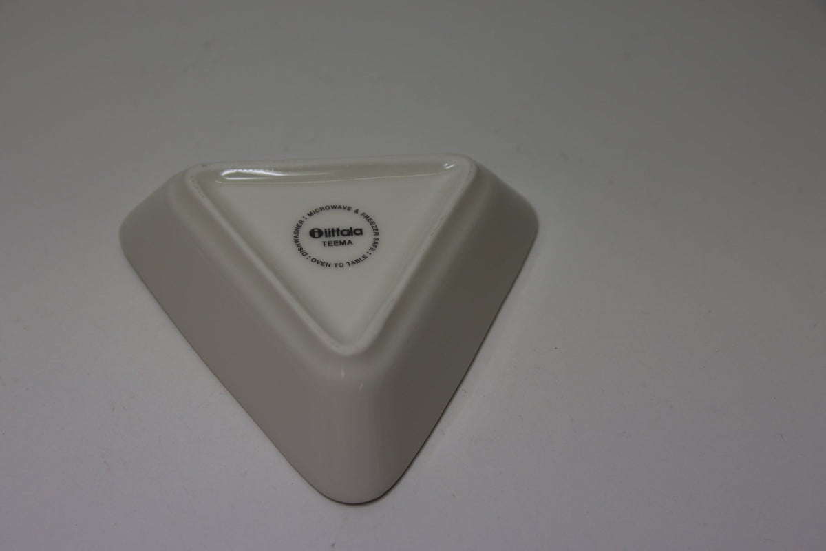 Iittala Valkoinen teema kolmiovati - Asadon AarteetKulhot