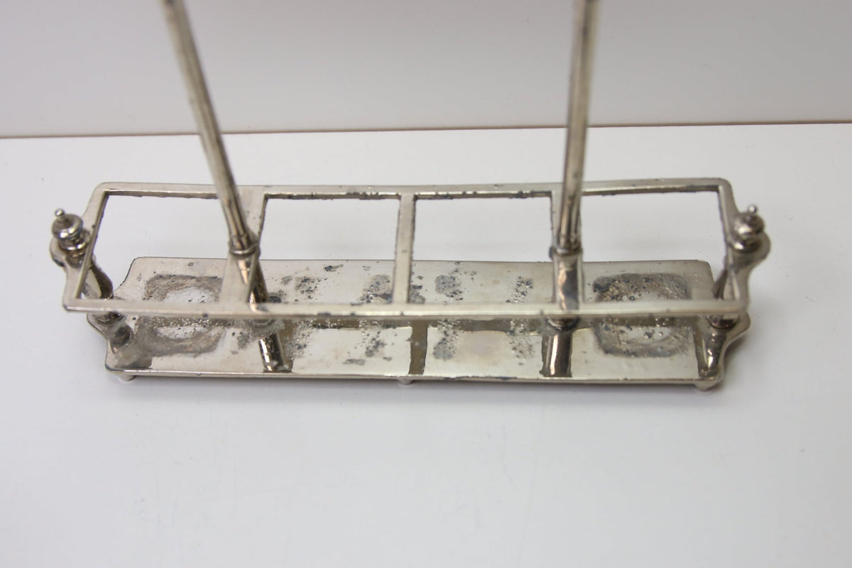 Mausteteline vuodelta 1912 - Asadon AarteetMaustepurkit